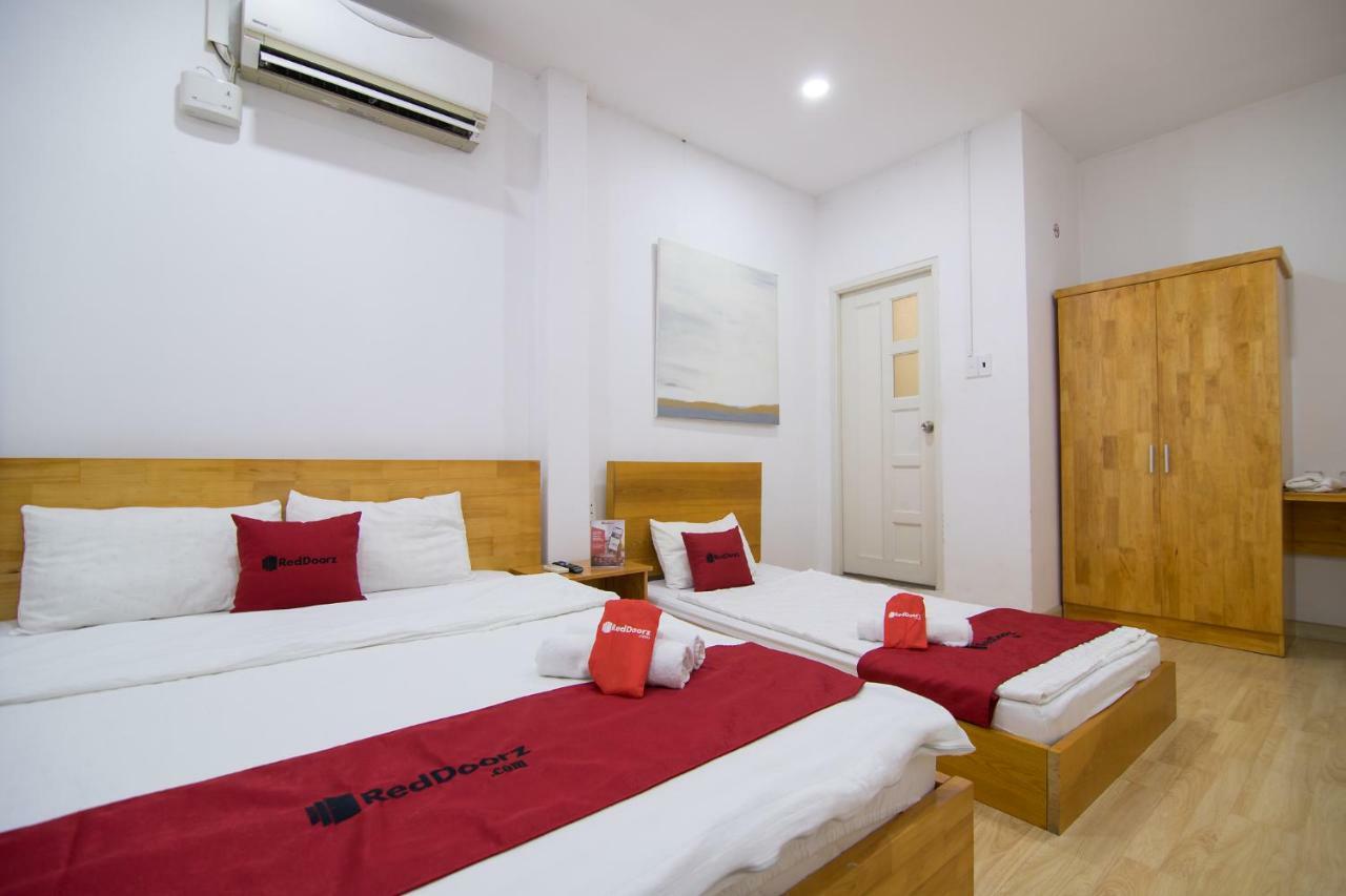 Reddoorz Near Nguyen Hue Walking Street 2 - Dorms Available Ciudad Ho Chi Minh (Saigón) Exterior foto